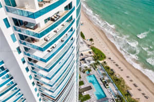 2711 S Ocean Dr, Hollywood, FL 33019, Sold 05/02/22