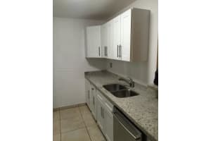 10393 N Kendall Dr APT U6, Miami, FL 33176, Sold 07/01/22