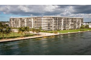 801 Lake Shore Dr, West Palm Beach, FL 33403, Sold 02/28/22