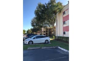 3199 Foxcroft Rd, Miramar, FL 33025, Sold 06/27/22