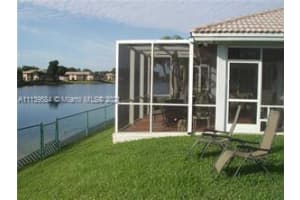 9906 NW 76th St, Tamarac, FL 33321, Sold 01/18/22