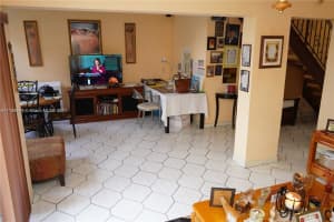 8897 Fontainebleau Blvd, Miami, FL 33172, Sold 03/29/22