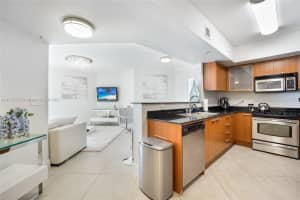 16699 Collins Ave, Sunny Isles Beach, FL 33160, Sold 09/12/22