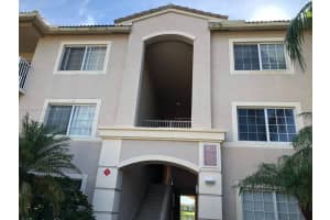 1111 Villa Cir, Delray Beach, FL 33483, Sold 02/22/22