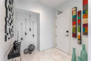 275 Giralda Ave #5c, Coral Gables, FL 33134, Sold 05/25/22