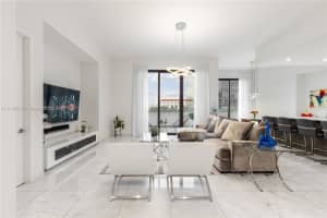 275 Giralda Ave #5c, Coral Gables, FL 33134, Sold 05/25/22