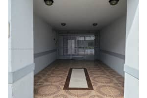 12239 SW 14th Ln, Miami, FL 33184, Sold 02/22/22