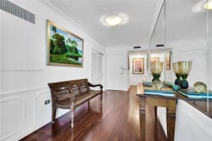 200 Ocean Ln Dr, Key Biscayne, FL 33149, Sold 04/08/22
