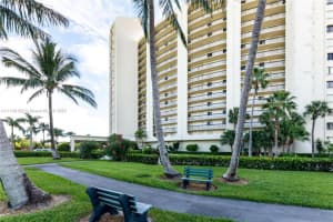 400 Ocean Trail Way, Jupiter, FL 33477, Sold 05/06/22