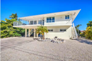 225 W Seaview Cir, Marathon, FL 33050, Sold 03/01/22