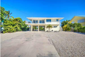 225 W Seaview Cir, Marathon, FL 33050, Sold 03/01/22