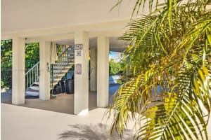 225 W Seaview Cir, Marathon, FL 33050, Sold 03/01/22