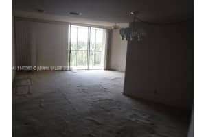 3301 N Country Club Dr, Miami, FL 33180, Sold 07/14/22