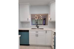 2800 SW 22nd Ave, Delray Beach, FL 33445, Sold 02/04/22