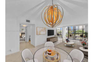 600 Parkview Dr # 1132, Hallandale Beach, FL 33009, Sold 02/03/22