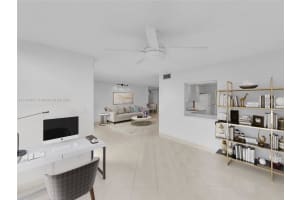 600 Parkview Dr # 1132, Hallandale Beach, FL 33009, Sold 02/03/22