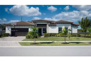 18960 SW 136th Ct, Miami, FL 33177, Sold 02/17/22