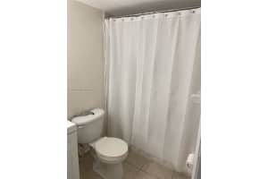 606 W 81st St, Hialeah, FL 33014, Sold 03/22/22