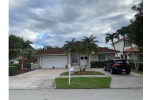 15908 SW 99th St, Miami, FL 33196, Sold 02/16/22