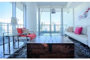 Riverfront, 92 SW 3rd St, Miami, FL 33130, Sold 06/10/22