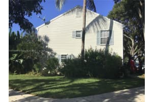 106 Old English Ct, Jupiter, FL 33458, Sold 02/08/22