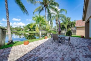 279 NW 100th Ave, Plantation, FL 33324, Sold 01/24/22