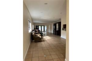 18826 NW 63rd Ct, Hialeah, FL 33015, Sold 02/18/22