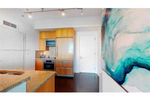 100 South Pointe Dr, Miami Beach, FL 33139, Sold 02/01/22