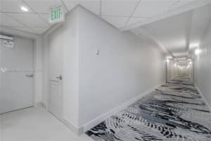 3001 S Ocean Dr, Hollywood, FL 33019, Sold 04/20/22