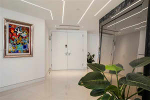 4779 Collins Ave, Miami Beach, FL 33140, Sold 04/04/22