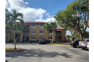 15650 SW 80th St, Miami, FL 33193, Sold 05/09/22
