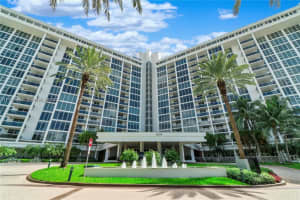 Harbour House, 10275 Collins Ave, Bal Harbour, FL 33154, Sold 03/03/22