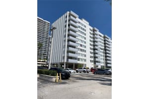 7545 E Treasure Dr #4b, North Bay Village, FL 33141, Sold 02/16/22
