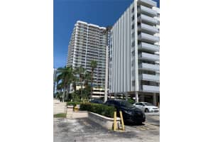 7545 E Treasure Dr #4b, North Bay Village, FL 33141, Sold 02/16/22