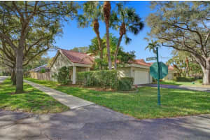 9700 NW 18th Manor, Plantation, FL 33322, Sold 02/15/22