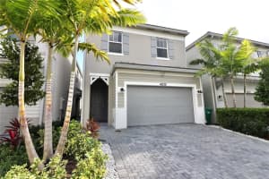 4832 NW 48th Terrace, Tamarac, FL 33319, Sold 02/11/22