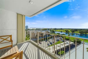 336 Golfview Rd, North Palm Beach, FL 33408, Sold 03/11/22