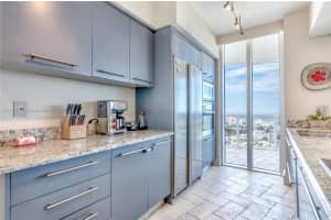 400 Alton Rd, Miami Beach, FL 33139, Sold 03/31/22