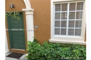 2965 NE 185th St, Miami, FL 33180, Sold 03/30/22