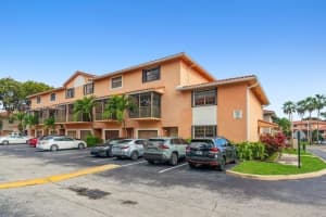 10749 Hammocks Blvd, Miami, FL 33196, Sold 03/07/22
