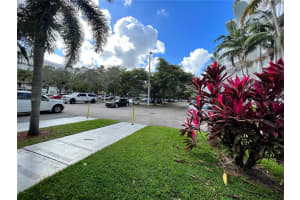 494 NW 165th St c501, Miami, FL 33169, Sold 03/11/22