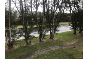 15499 Miami Lakeway N, Hialeah, FL 33014, Sold 03/31/22