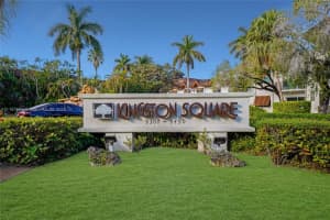 9470 SW 77th Ave APT O4, Miami, FL 33156, Sold 02/25/22