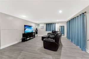 9470 SW 77th Ave APT O4, Miami, FL 33156, Sold 02/25/22