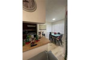 100 SW 83rd Way, Pembroke Pines, FL 33025, Sold 02/10/22