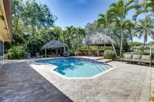 10731 SW 29th Pl, Davie, FL 33328, Sold 03/24/22