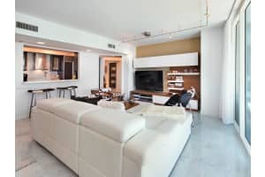 1500 Ocean Dr #100, Miami Beach, FL 33139, Sold 04/05/22