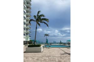 3725 S Ocean Dr, Hollywood, FL 33019, Sold 02/14/22