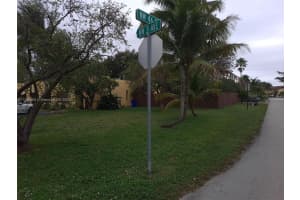 4413 NW 3rd Ave, Pompano Beach, FL 33064, Sold 03/07/22