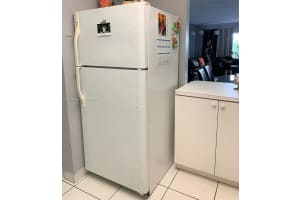 2775 W 52nd St, Hialeah, FL 33016, Sold 04/05/22